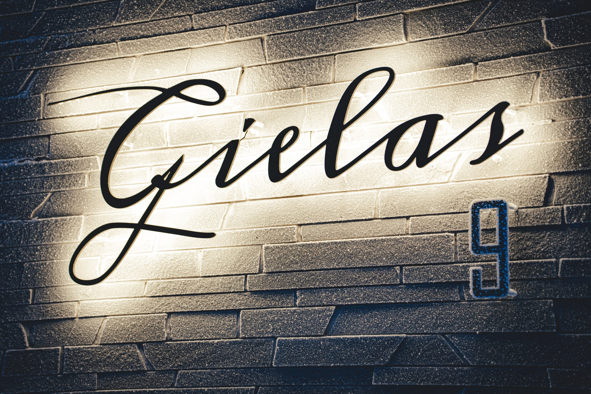 gielas-a9-44-high-jpg-2